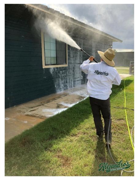 Soft Washing Cleans & Protects Your Surfaces Thumbnail