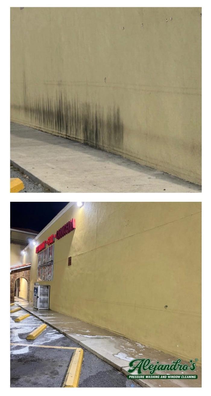 Commercial Roof Cleaning & Siding Wash at Junior’s Supermarket in Peñitas, TX
