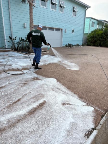 Driveway Pressure Washing Thumbnail